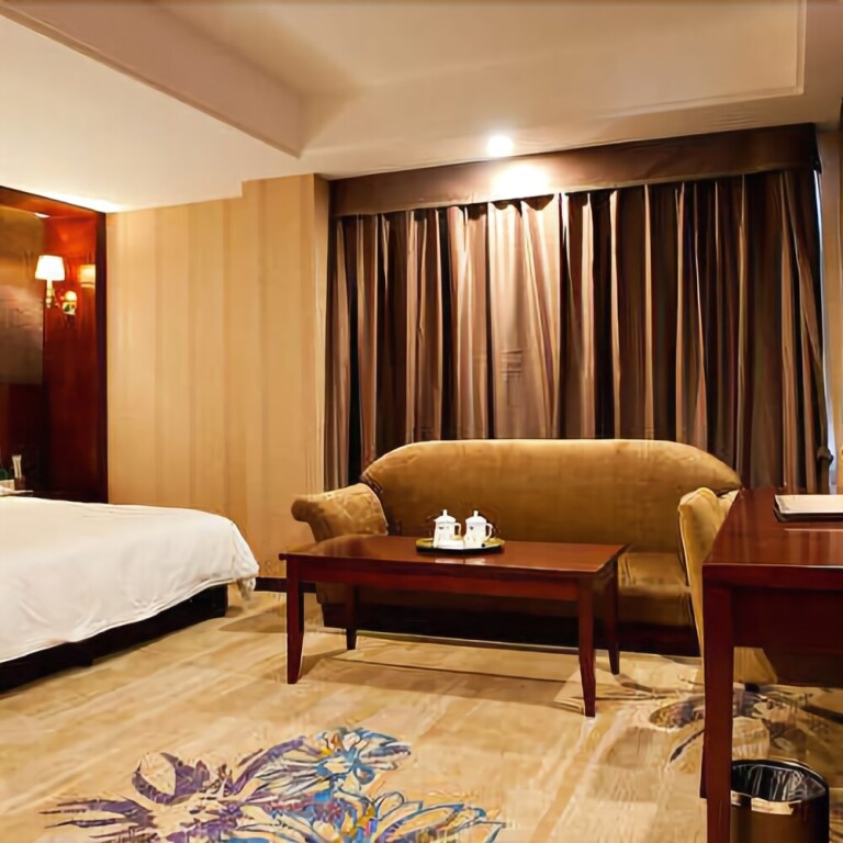 Чэнду: Ruixin Hotel (Chengdu Kuanzhai Alley)