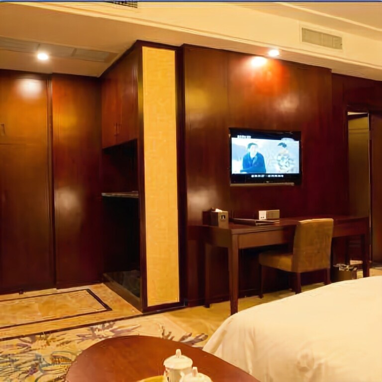Чэнду: Ruixin Hotel (Chengdu Kuanzhai Alley)