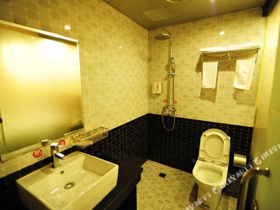 Гуйян: Pai Hotel (Guiyang Dashandong Yunfeng Road Subway Station)