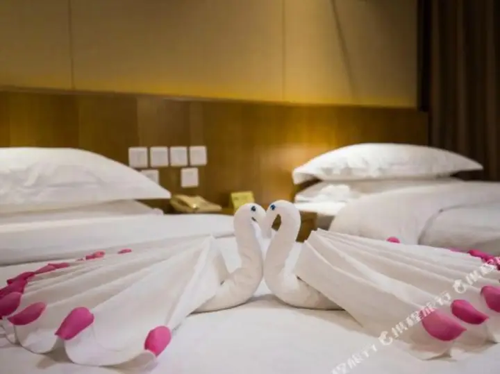 Куньмин: Jinquan Business Hotel (Yan'an Hospital Jiaosanqiao Metro Station)