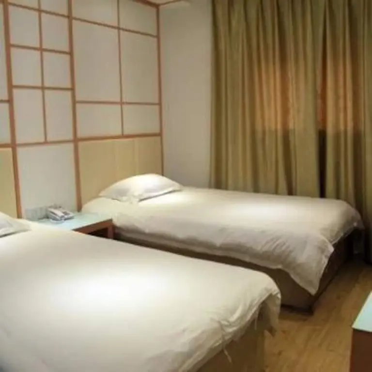 Циндао: Bojin Theme Hotel