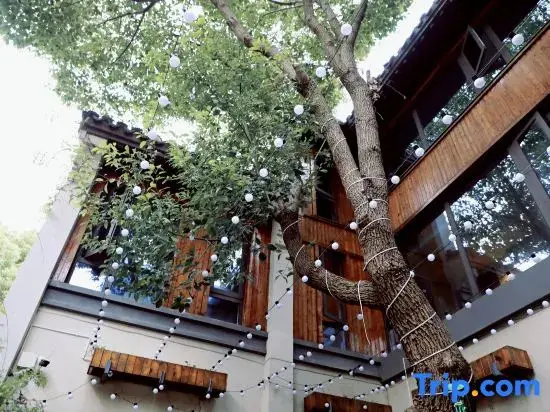 Цзясинь: Xitang Manyue Hotel (Songzilai Fengqiao Branch)