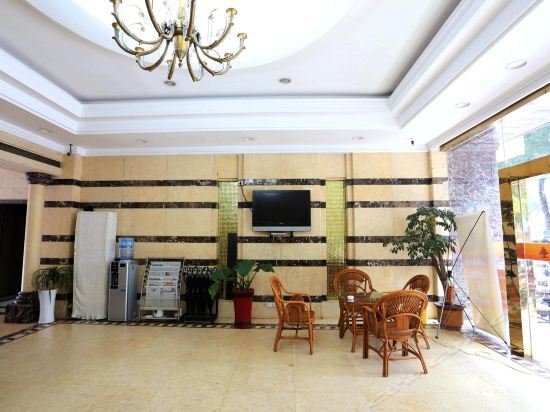 Нанкин: Huating Hotel