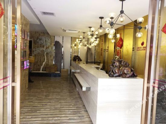 Шэньчжэнь: Shenzhen Hand-in-Hand Hotel (Huaqiangnan Subway Station)