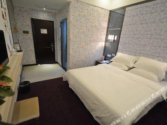 Чжэнчжоу: Yuanrun Business Hotel