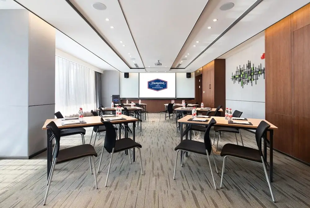Hampton by Hilton Changchun Ziyou Road — фото 1
