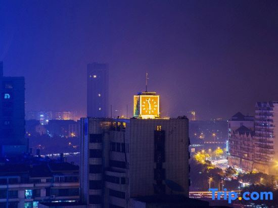 Юнкан: Meigaomei Hotel (Yongkang Automobile East Station International Convention and Exhibition Center)