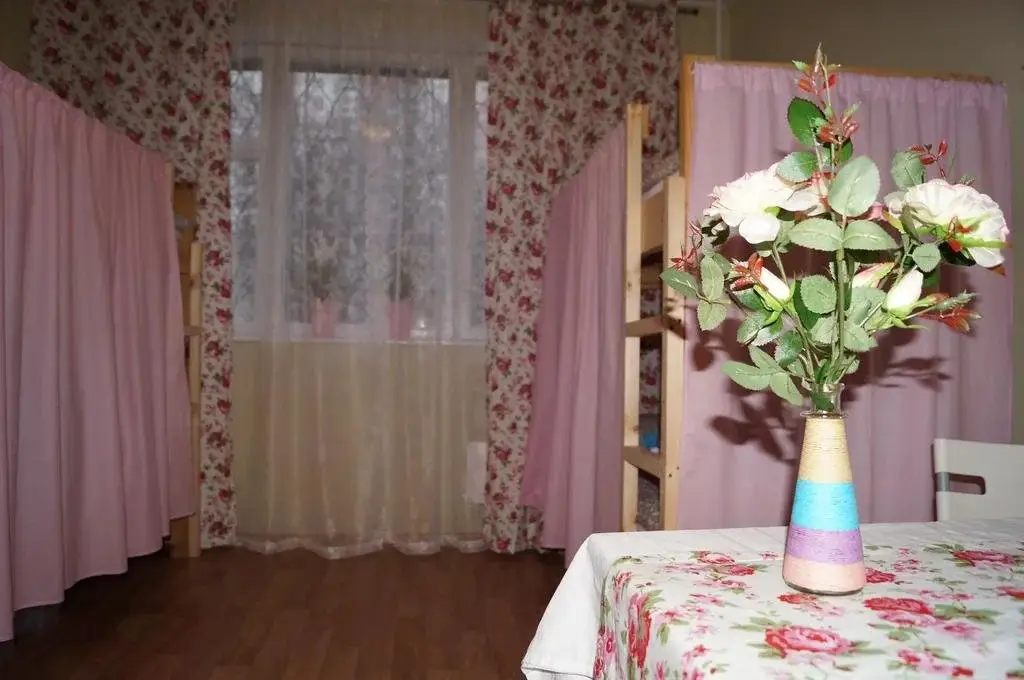 Москва: Flower Yard Hostel