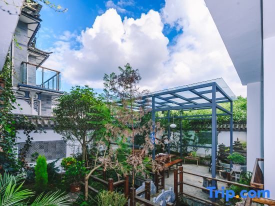 Дали: Floral Hotel ·Dali  Meiting Private Hotel(Dali University store)