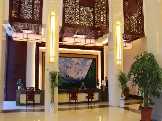 Yili River Hotel — фото 1