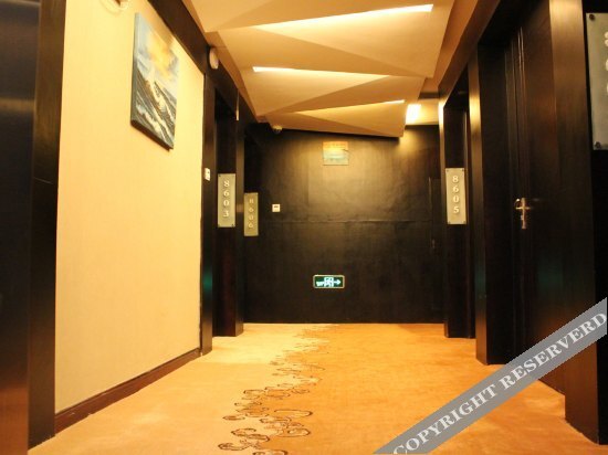 Нинбо: zhongyifengshang hotel