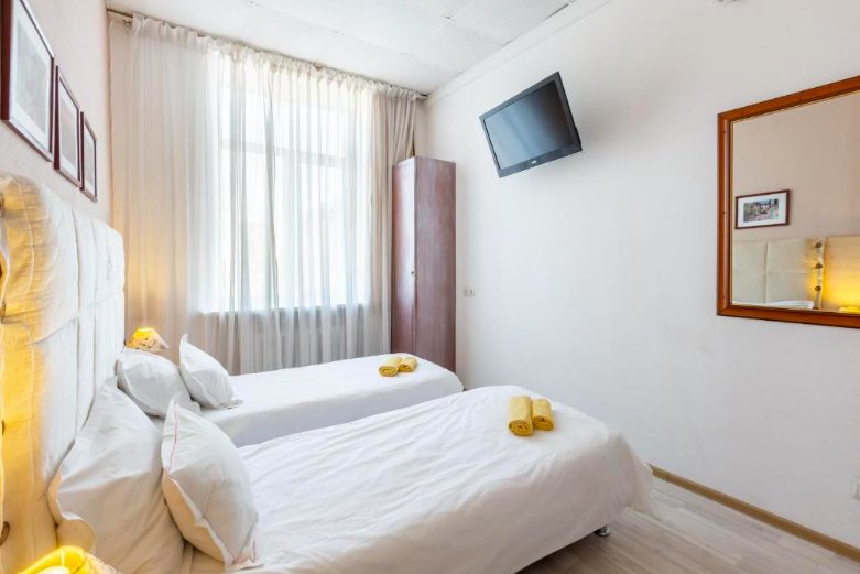 Hotel Ananas 2 — фото 1