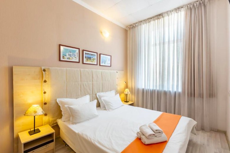 Москва: Hotel Ananas 2