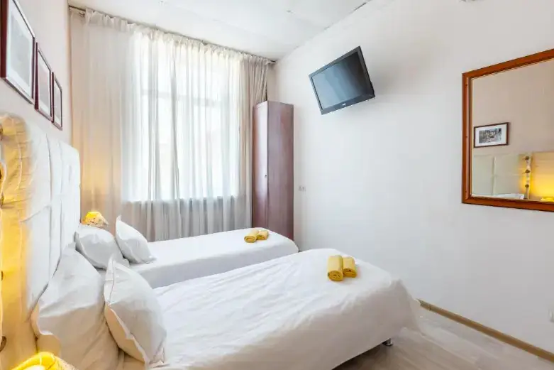Hotel Ananas 2 — фото 1