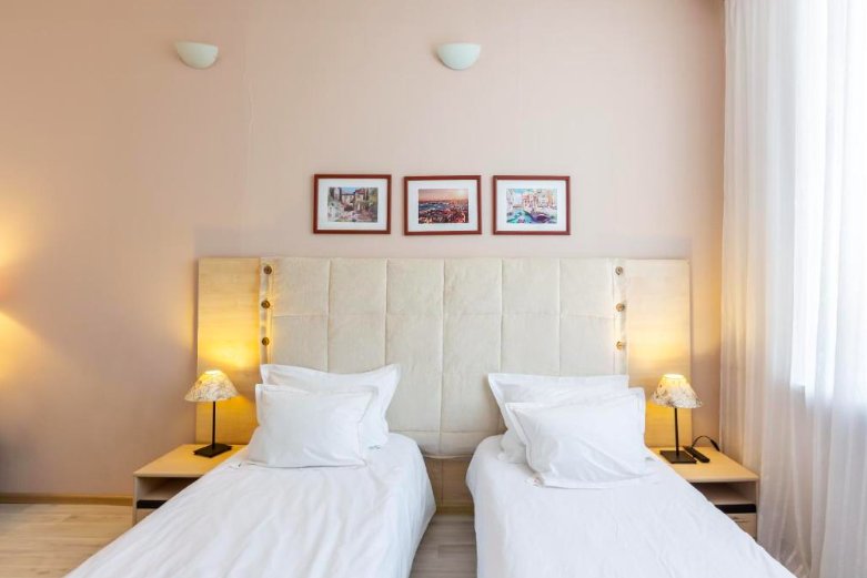Москва: Hotel Ananas 2