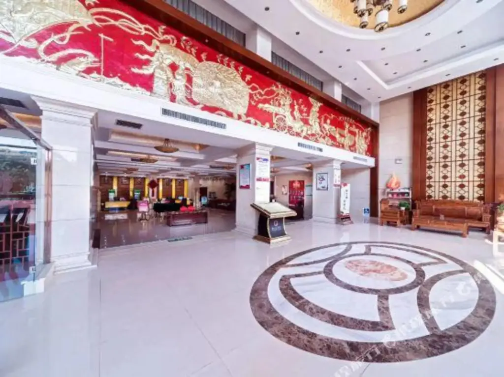 Лохэ: Kai Yue Hotel