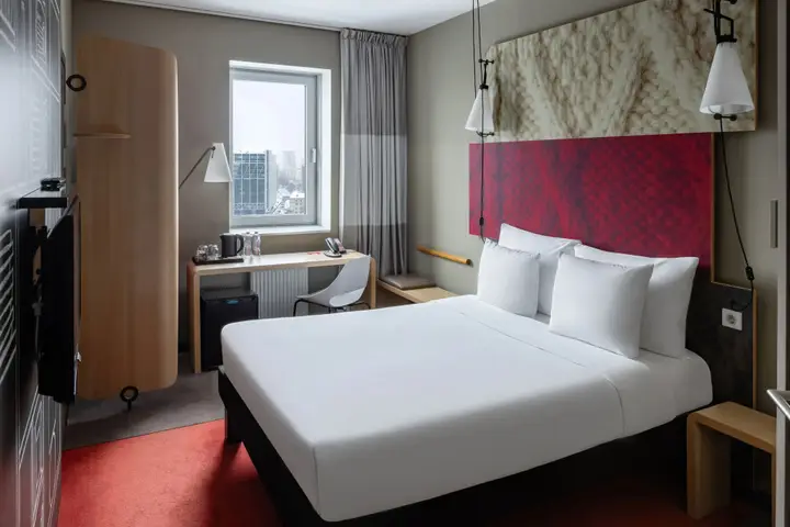 Москва: Отель ibis Москва Киевская