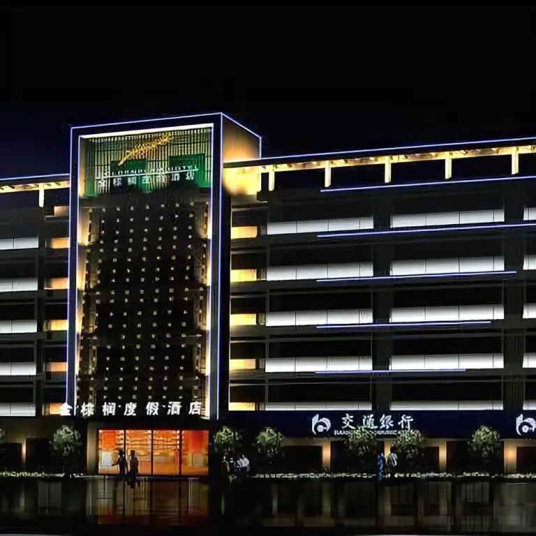 Goldenplam Hotel — фото 1