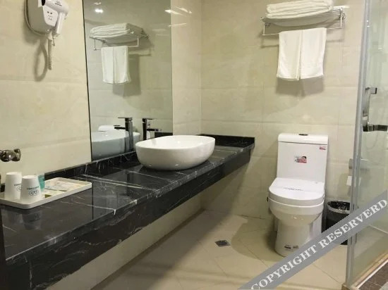 Цяньдэн: Best Fashion Hotel