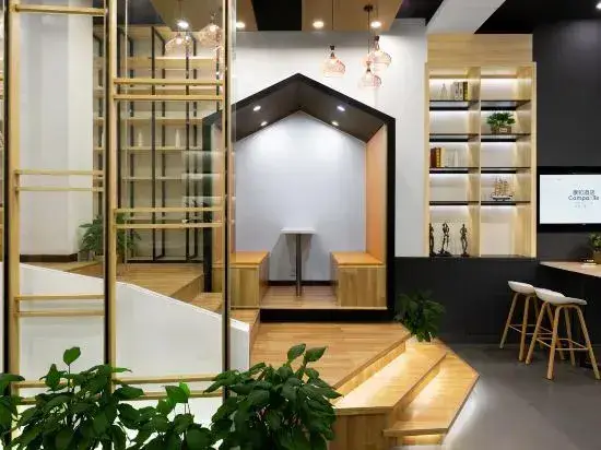 Ухань: Campanile Hotel(Wuhan Huanghelou,Fuxing Road Metro Station)