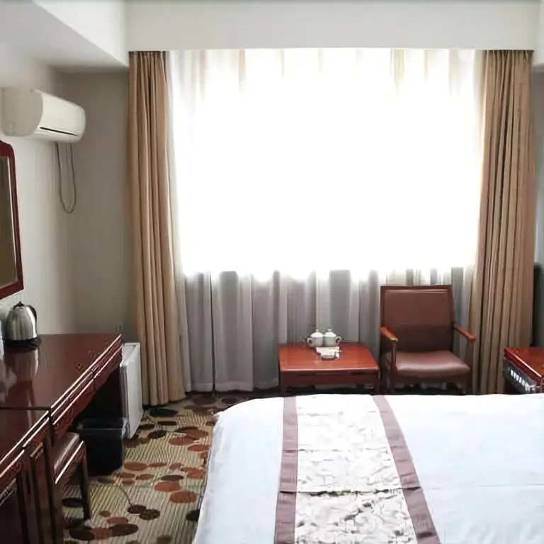 Харбин: Jin He Hotel