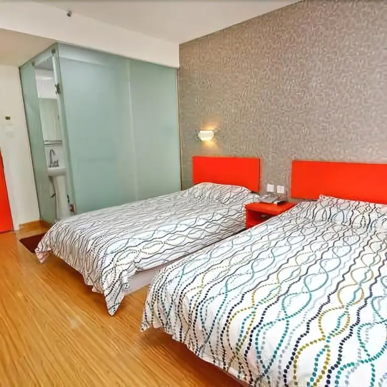 Сиань: Pod Inn Zhonggulou North Main Street Second Affiliated Hospital of Jia