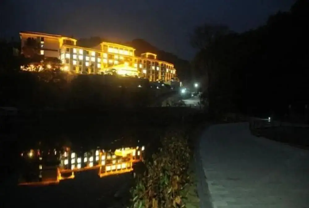 Луань: Jinma Holiday Villa