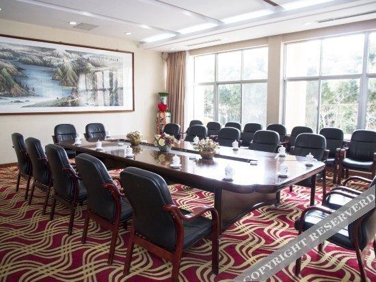 Яньтай: Donghai Hotel (Yantai Military Catering Station)