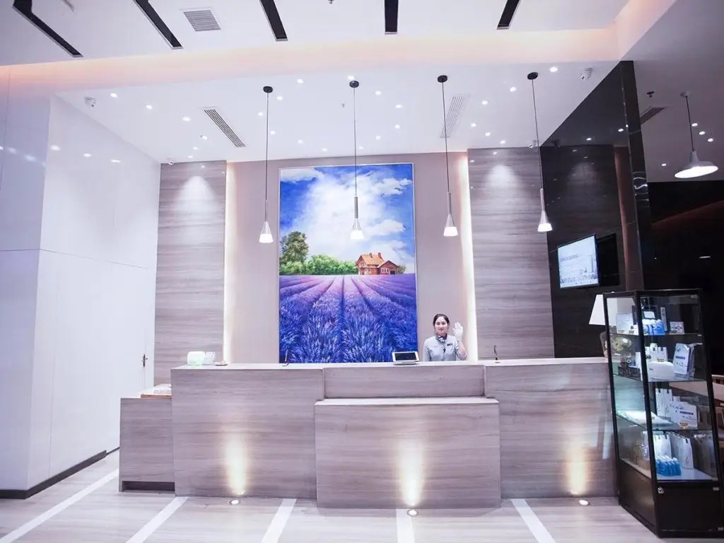 Наньчан: Lavande Hotel Nanchang Hongdu Avenue province  TV station