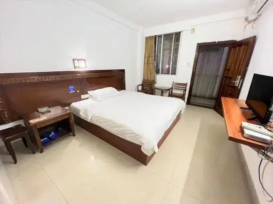 Юйлинь: Yulin Mingxin Hotel (Qingning Road Maternity and Child Hospital Shop)