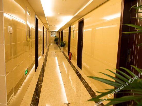 Meilun Business Hotel — фото 1