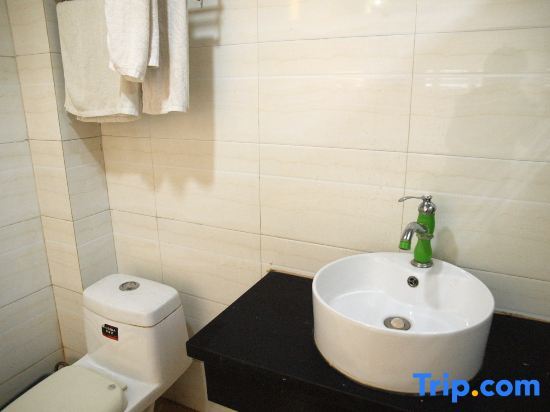 Happy business E-sports Hotel — фото 1
