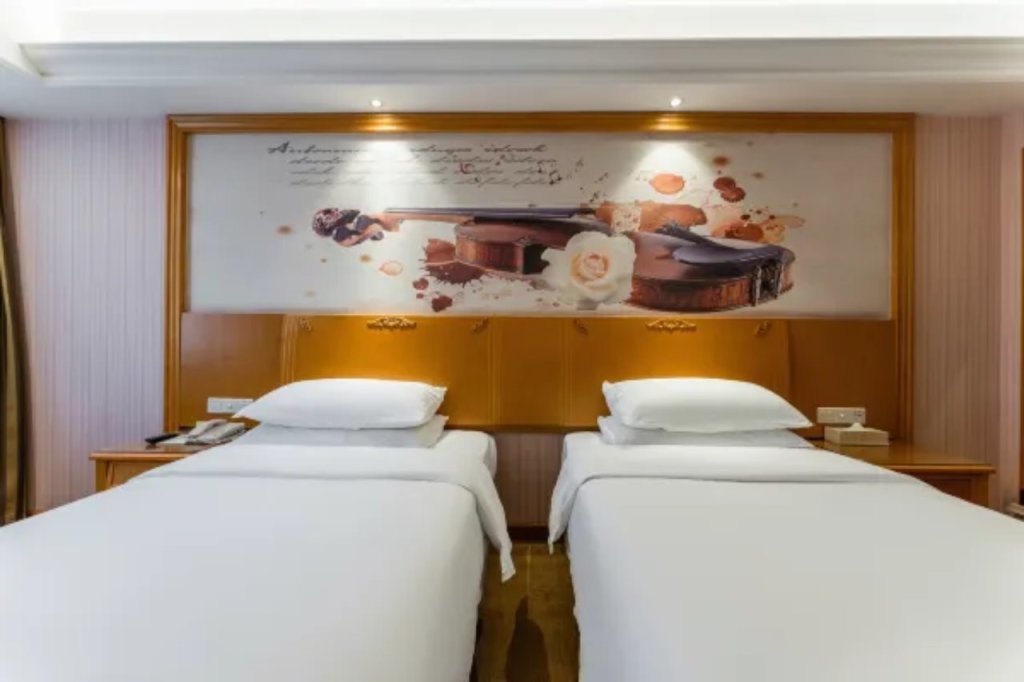 Ухань: Vienna Hotel Wuhan Lengjiao Lake Wanda Metro