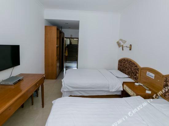 Чунцин: Jiaoyu Hostel