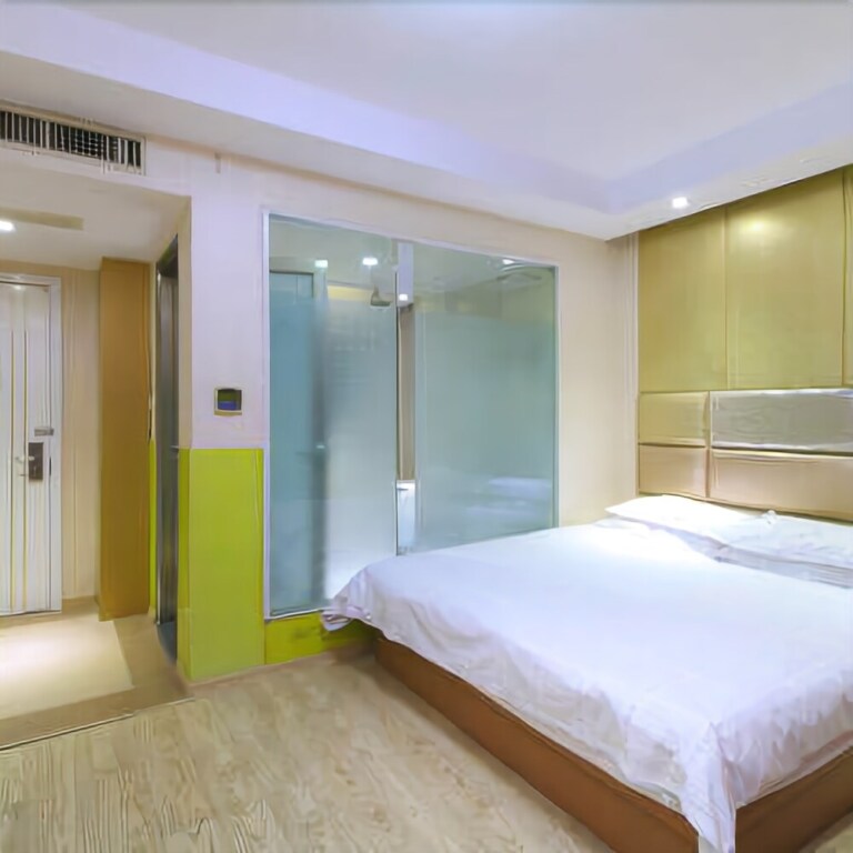 Иу: Xin De Lai Business Hotel