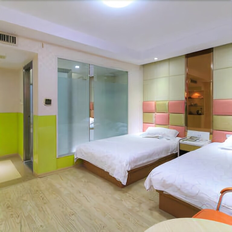 Xin De Lai Business Hotel — фото 1