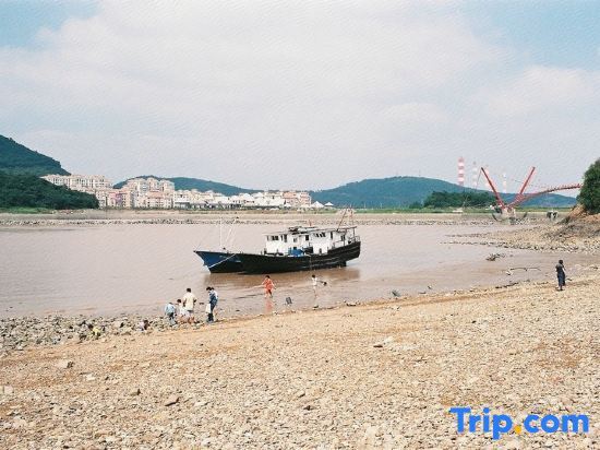 Цзясинь: Dongyuan  Business Hotel