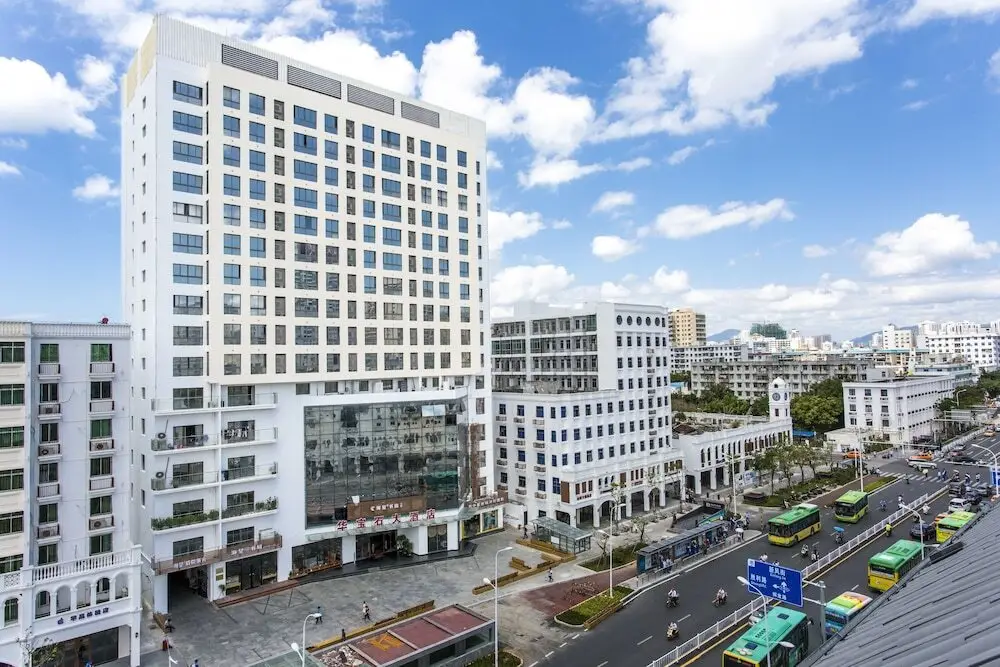 Санья: Sanya Huabaoshi Hotel