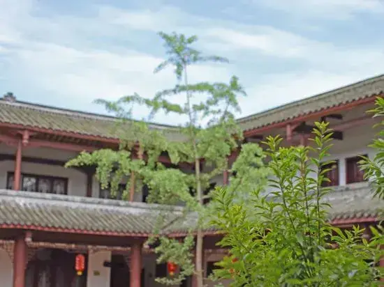 Чэнду: Huibinlou Inn, Pingle Ancient Town