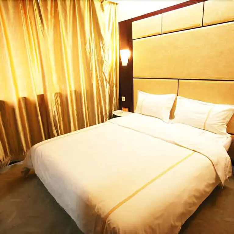 Тайюань: Jiudu Yuegang Business Hotel