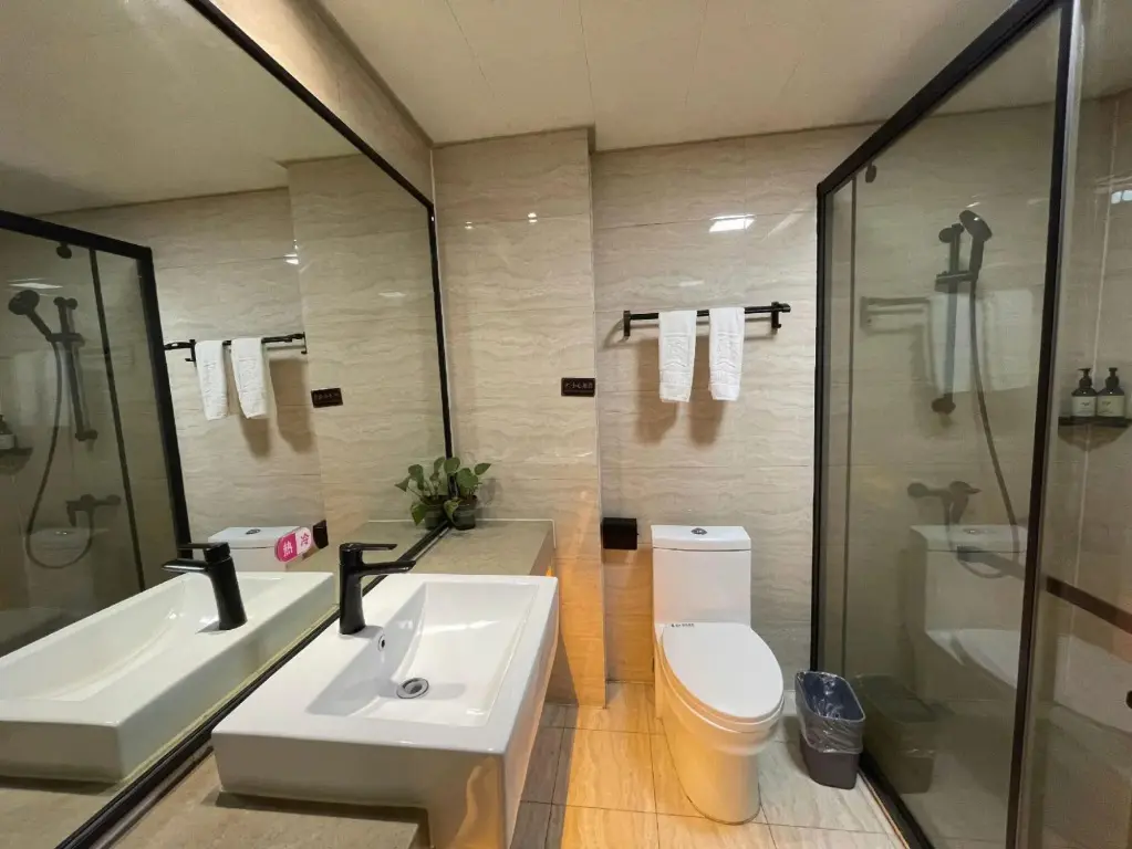 Хуайхуа: Huaihua Chenlong Mini Hotel (Hongxingqiao Branch)
