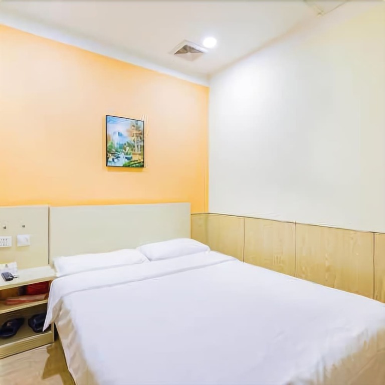 Пекин: Super 8 Hotel (Beijing Panjiayuan Huawei South Road)