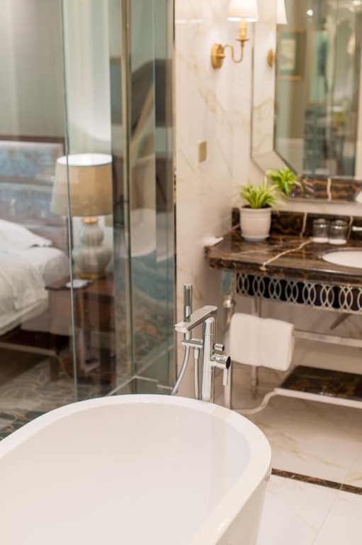Циндао: Qingdao Laoshan Bay Hotel
