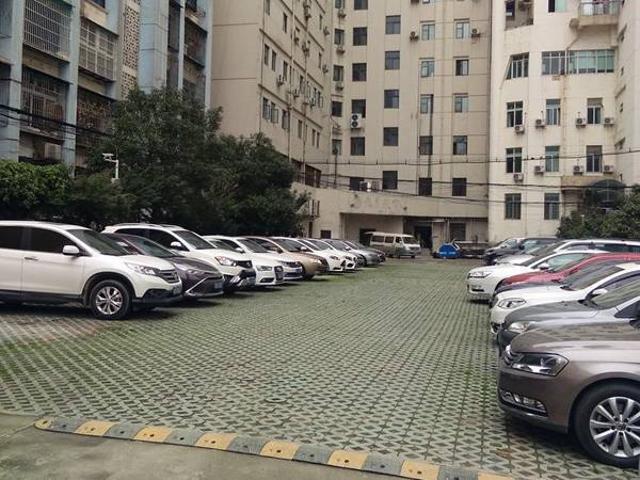 Иньчуань: Jinjiang Inn Select Yinchuan Xinhua Business Street