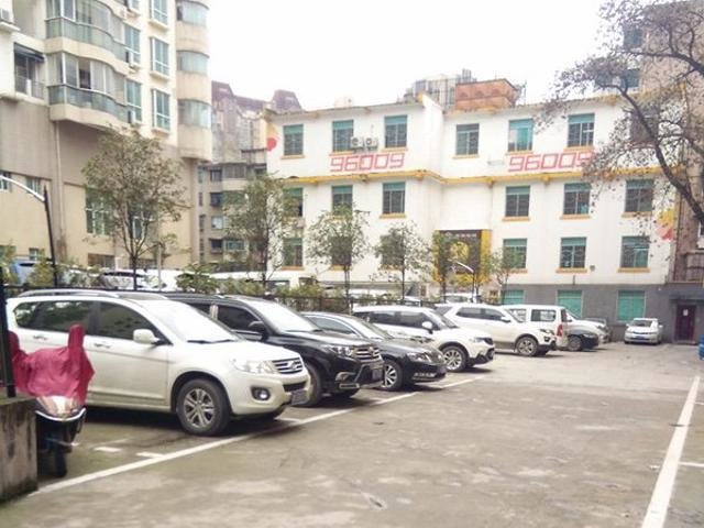 Иньчуань: Jinjiang Inn Select Yinchuan Xinhua Business Street