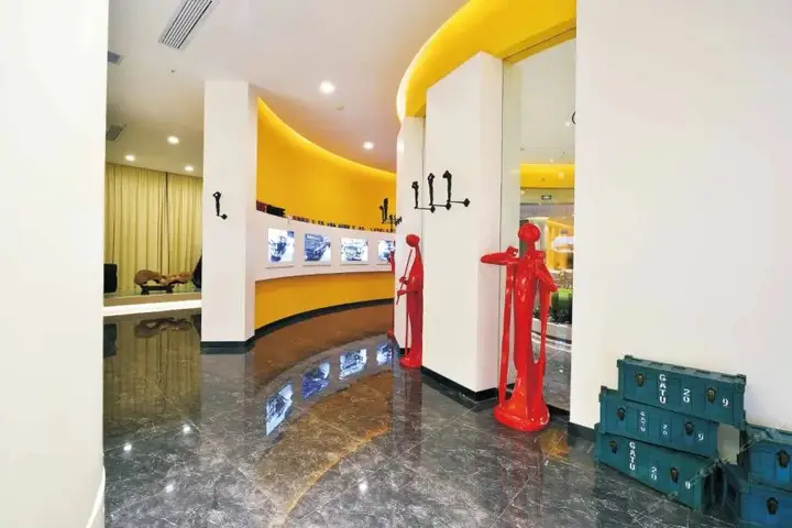 Ухань: Carlin's Hotel