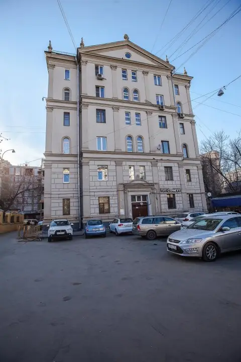 Старый Арбат Премиум на переулке 1-й смоленский 22/10 — фото 1