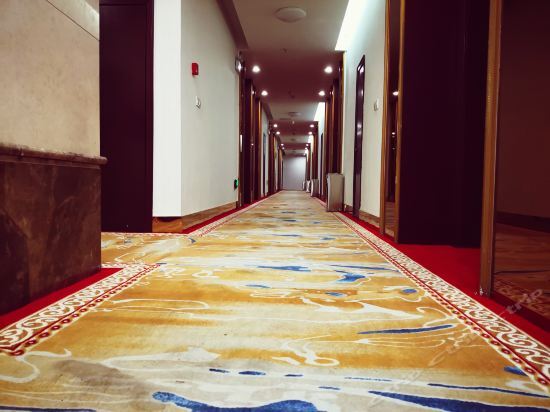 Шанхай: Kunshan Xinkaiyuan Hotel (Kunshan Railway Station)