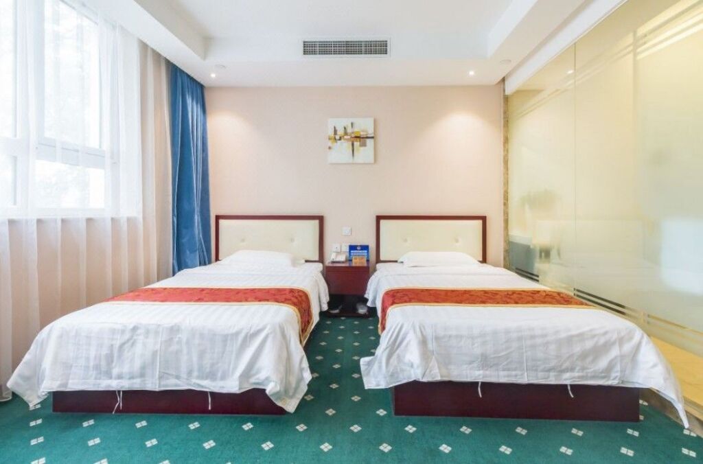 Zijingong Hotel — фото 1