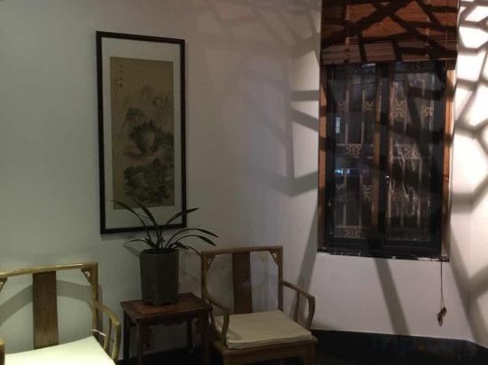 Наньнин: Nanning Huishe Inn (Guangxi Economic and Trade College Qingxiushan Branch)